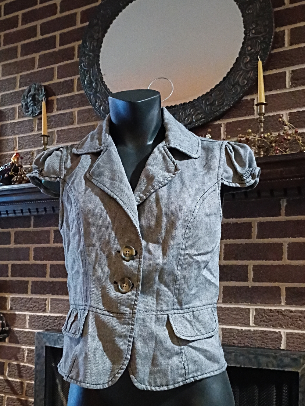 Women's Short Sleeve Tailored Vest- Gray